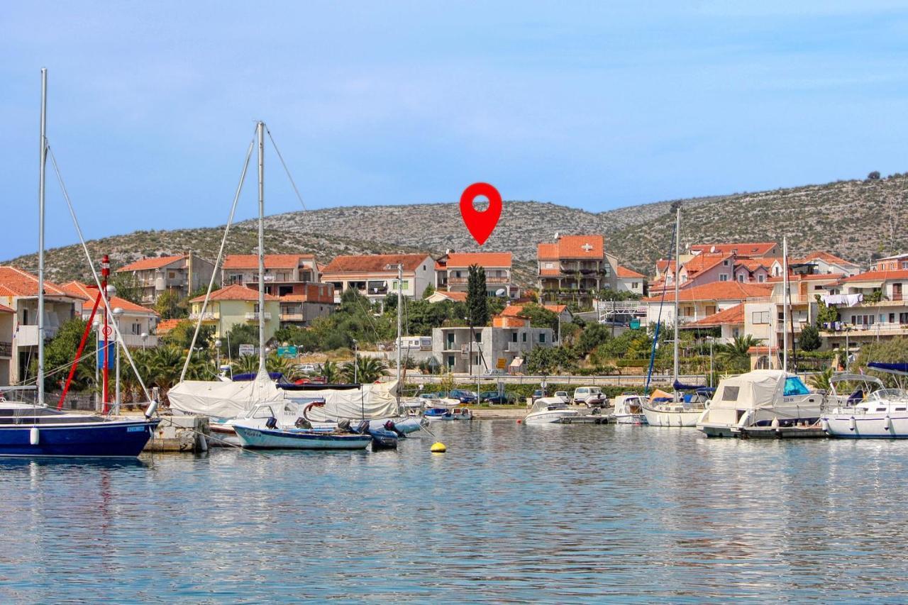 Apartments And Rooms With Parking Space Marina, Trogir - 5953 ภายนอก รูปภาพ