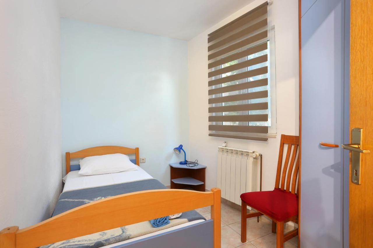Apartments And Rooms With Parking Space Marina, Trogir - 5953 ภายนอก รูปภาพ