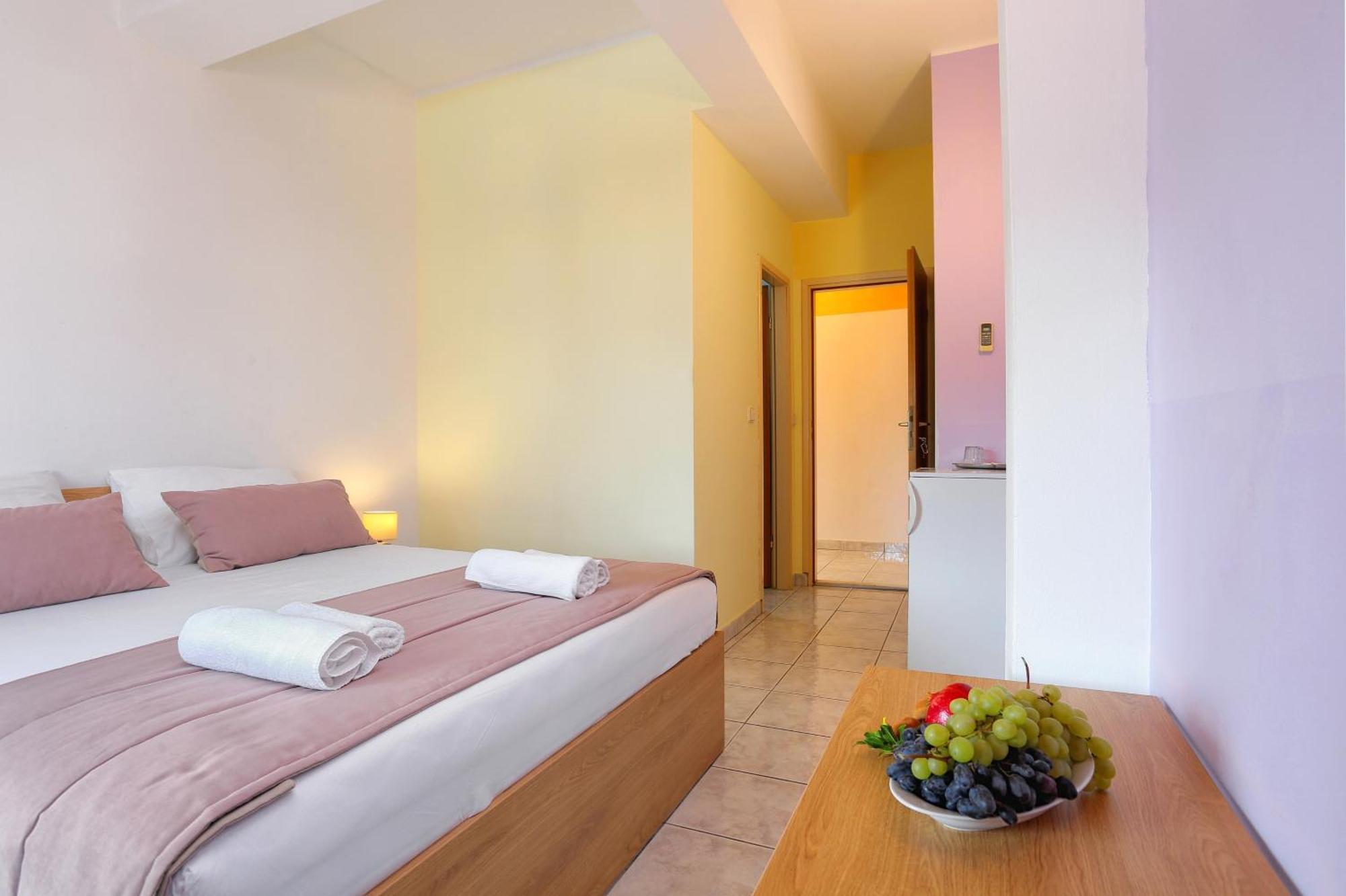 Apartments And Rooms With Parking Space Marina, Trogir - 5953 ห้อง รูปภาพ